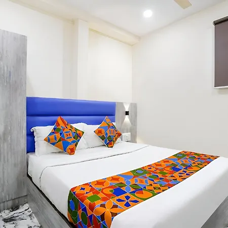 Glitz Hotels Good Luck Residency - Nr Bombay Exhibition Centre